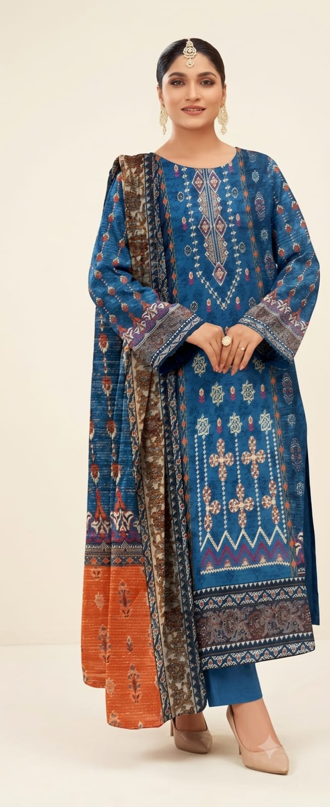 stitch lawn three piece suit
